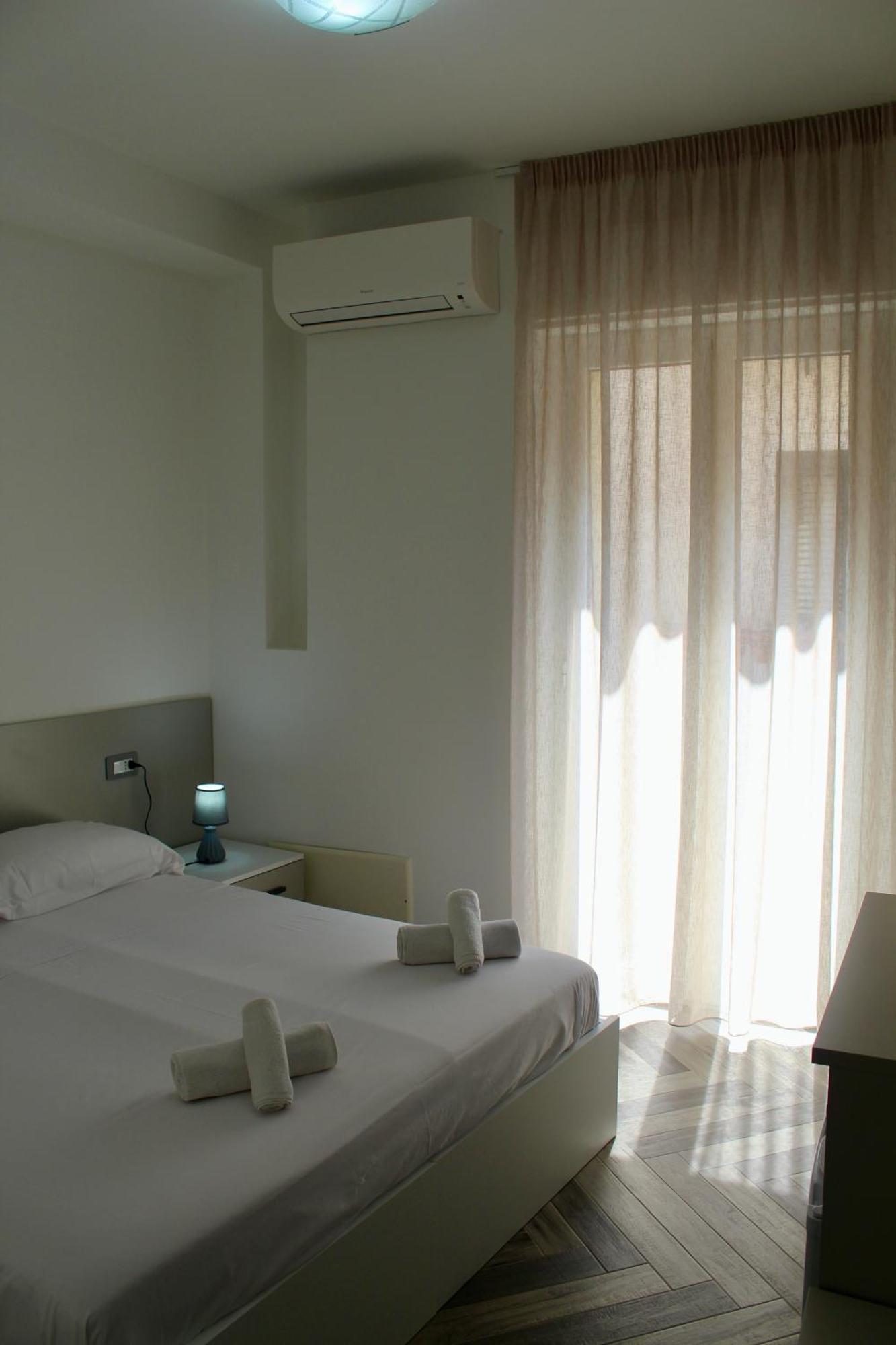 Leonardo Suites Scilla Exterior foto