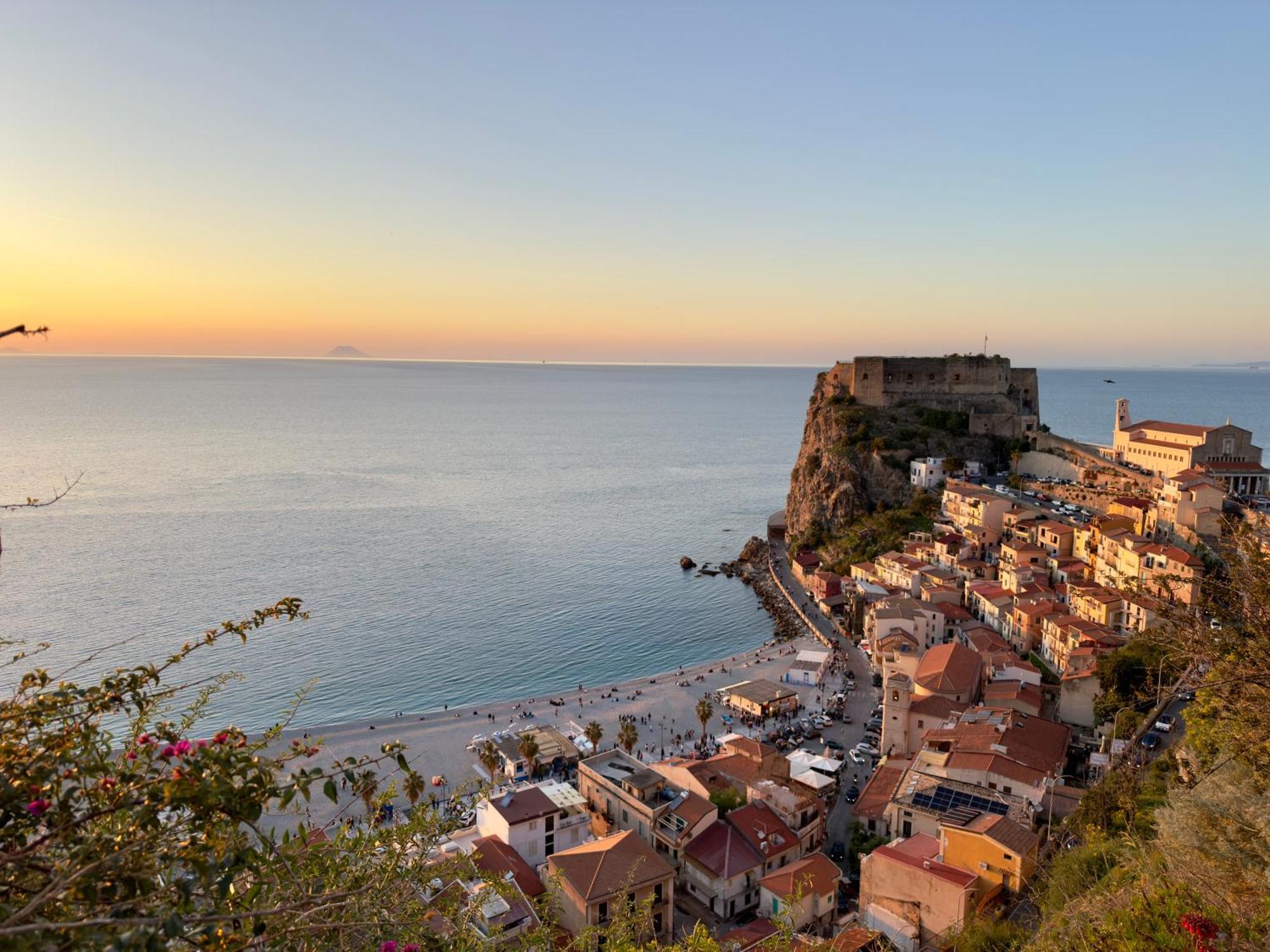 Leonardo Suites Scilla Exterior foto